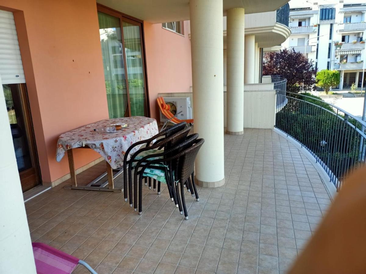 Appartamento Pina Tortoreto Exterior foto